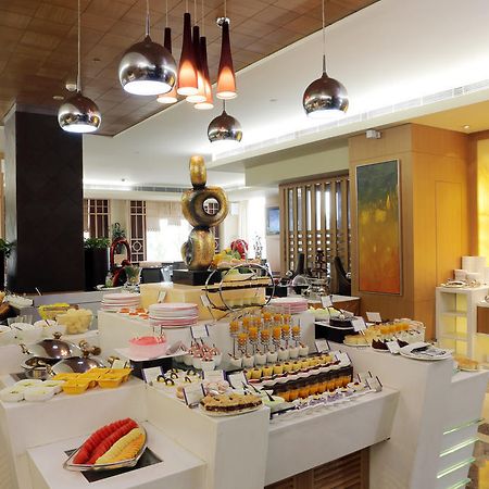 Radisson Blu Suites Gurgáon Kültér fotó
