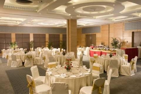Radisson Blu Suites Gurgáon Kültér fotó